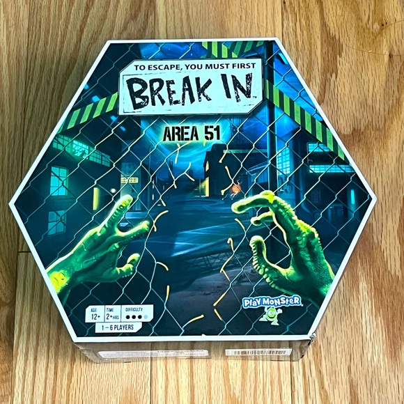 Break In - Area 51 Board Game - Picture 6 of 7